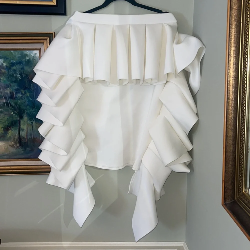 Akira 2018 White Ivory Puffy Art Peplum Ruffle Scuba Skirt Size Medium - Picture 1 of 6